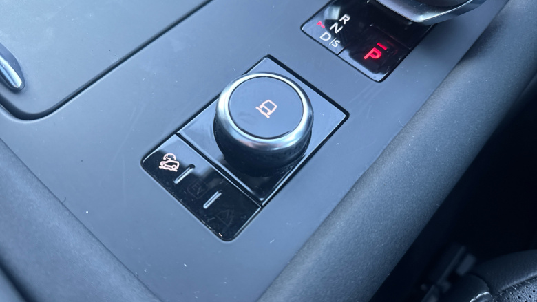 Land Rover Discovery 3.0 D250 R-Dynamic SE 5dr Auto Diesel Station Wagon